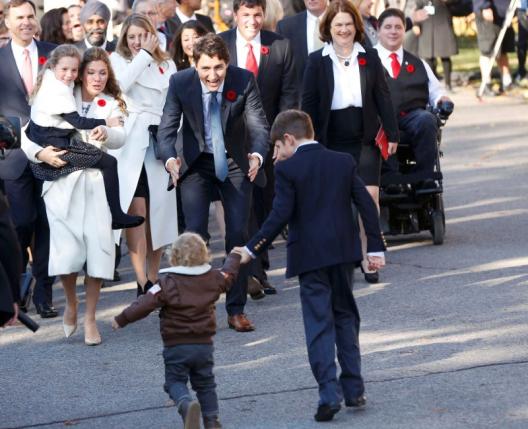 Incoming Prime Minister Justin Trudeau and his wife Sophie Gregoire greet their children daughter Ella Grace and sons Hadrien and Xavier before his swearing-in ceremony at Rideau Hall in Ottawa November 4, 2015.  REUTERS/Blair Gable