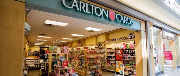 تمام فروشگاه های کارلتون کاردز و پاپیروس در آمریکا شمالی بزودی تعطیل می‌شوند