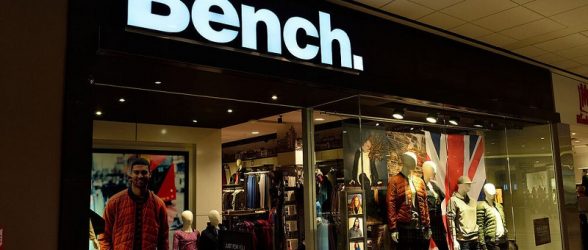 تمام فروشگاه های برند پوشاکBench  در کانادا تعطیل می‌شوند