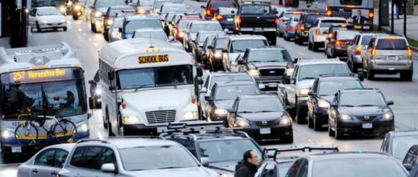 وقت رانندگان ونکووری بیشتر از سایر رانندگان کانادایی در ترافیک تلف می شود