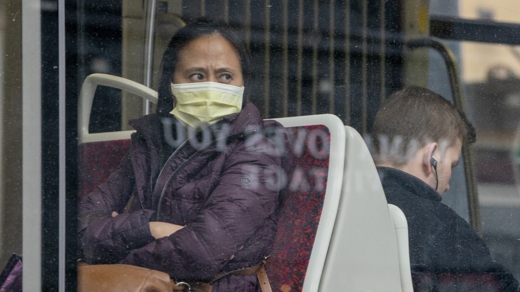 کبک ماسک زدن در وسایل حمل‌و‌نقل عمومی را اجباری می‌کند