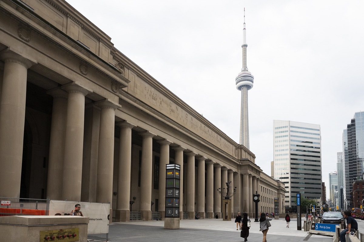 عملیات بازسازی ایستگاه یونیون تورنتو  پس از ده سال بالاخره به پایان رسید!